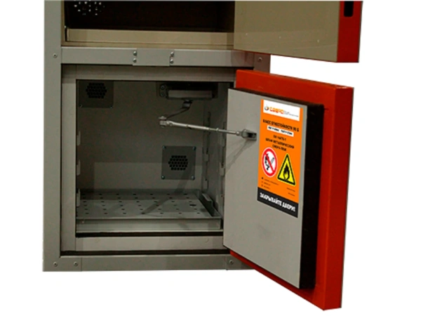 Шкаф ЛВЖ комбинированный